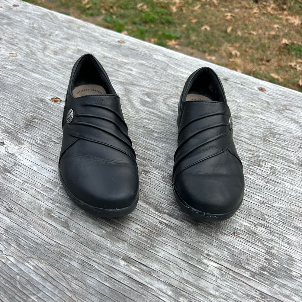 Clarks Women's Hope Roxanne‎ Loafer size 6.5